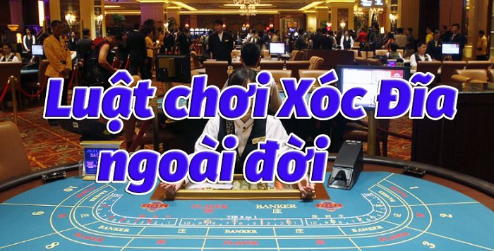 Chơi xóc đĩa ngoài đời khác gì so với xóc dĩa online?